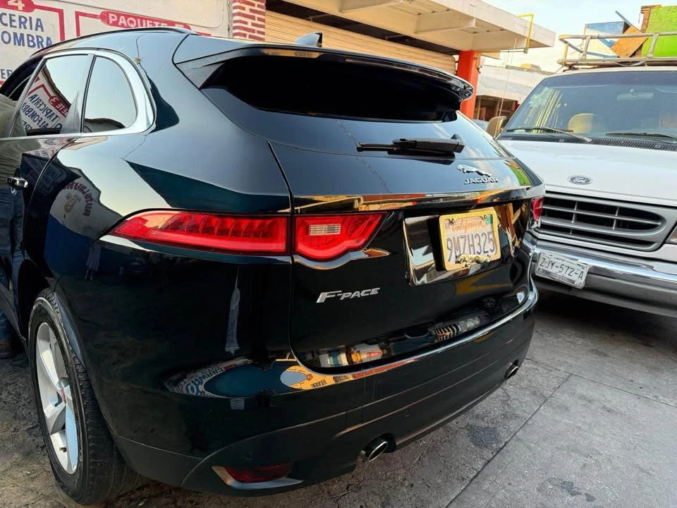 2019 Jaguar F-Pace - Image 12 of 12