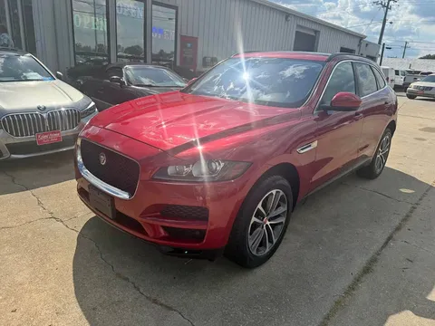 2019 Jaguar F-PACE 25t Premium Sport Utility 4D