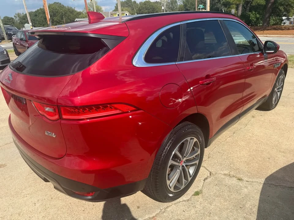 2019 Jaguar F-Pace - Image 4 of 19
