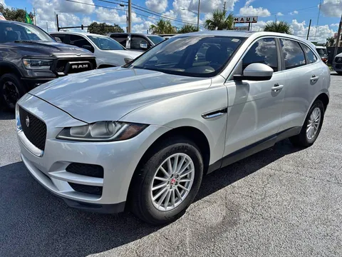 2019 Jaguar F-PACE 25t Premium Sport Utility 4D