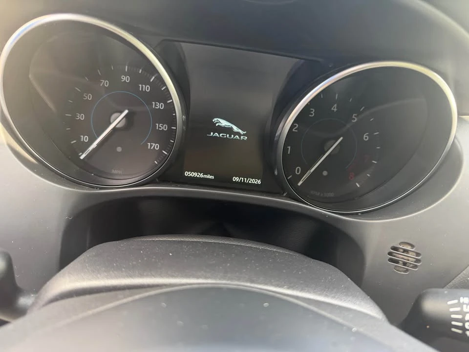 2019 Jaguar F-Pace - Image 12 of 19