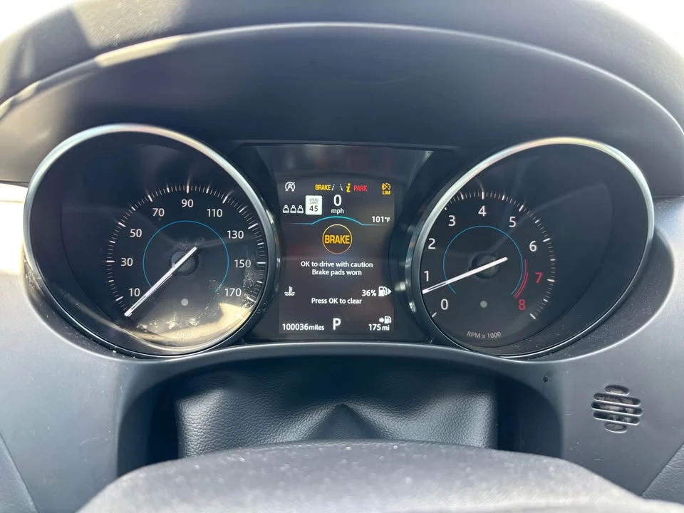 2019 Jaguar F-Pace - Image 7 of 7