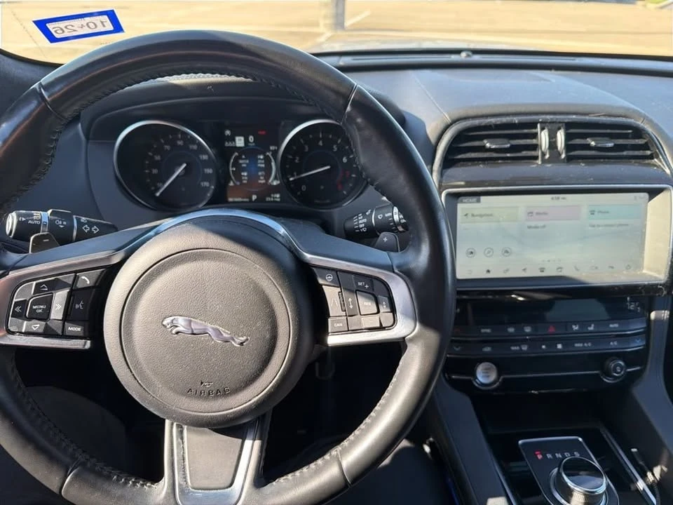 2019 Jaguar F-Pace - Image 10 of 10