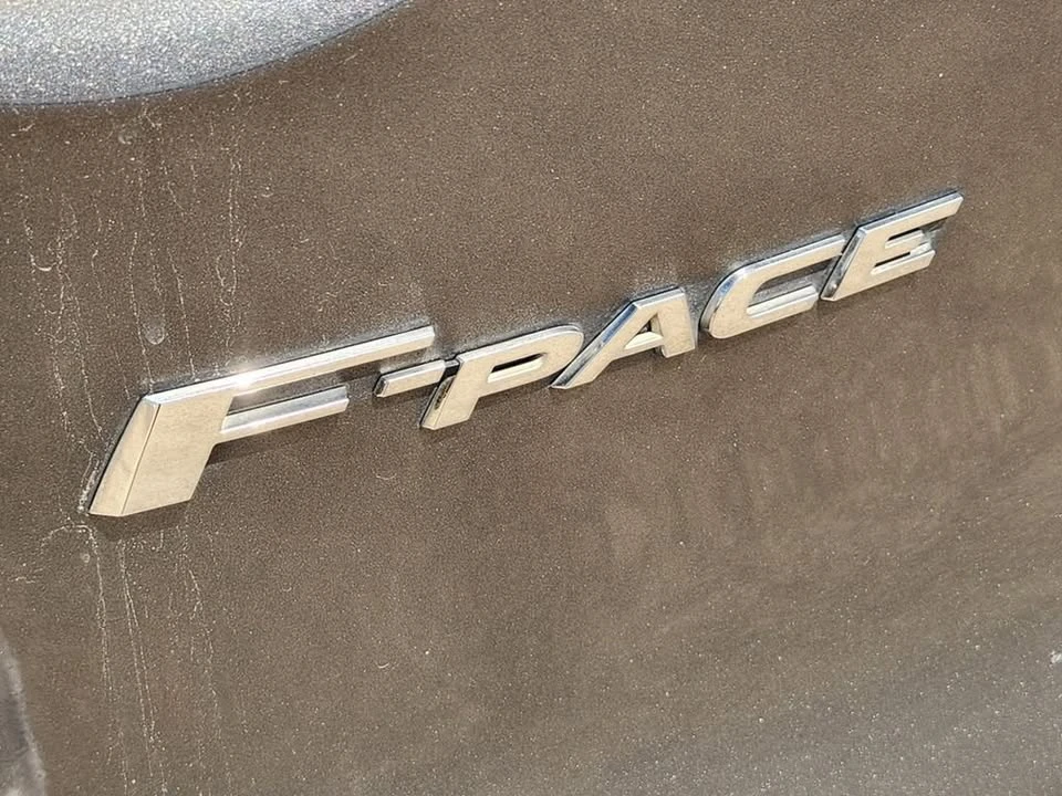 2019 Jaguar F-Pace - Image 12 of 20