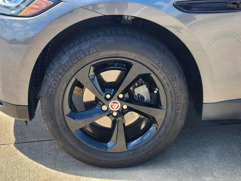 2019 Jaguar F-Pace - Image 10 of 20