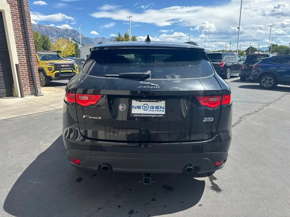 2019 Jaguar F-Pace - Image 7 of 20