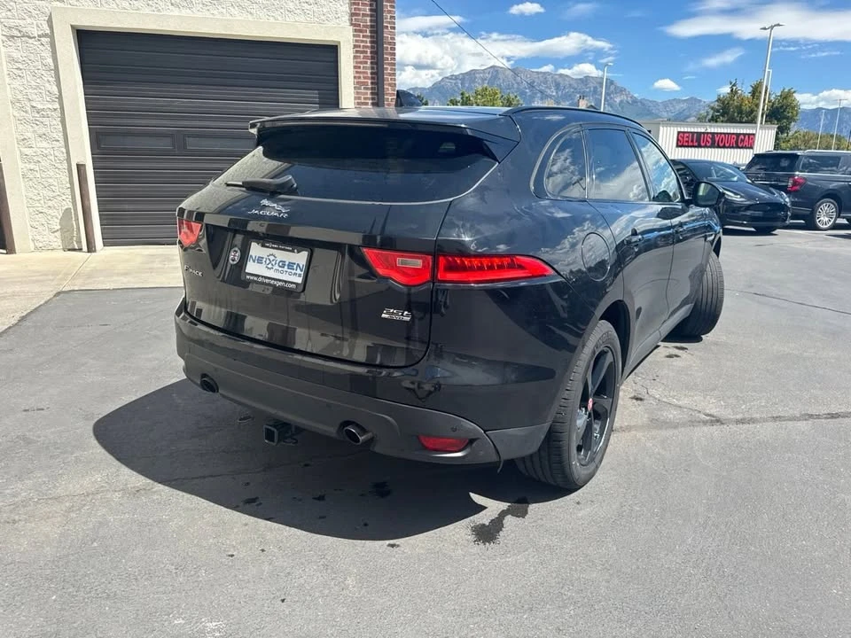 2019 Jaguar F-Pace - Image 8 of 20