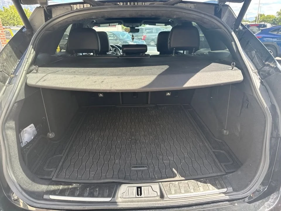 2019 Jaguar F-Pace - Image 15 of 20