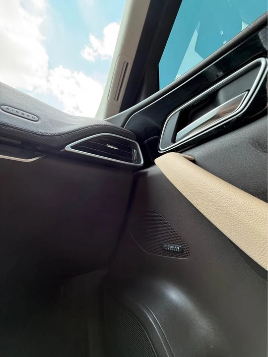 2019 Jaguar F-Pace - Image 8 of 8