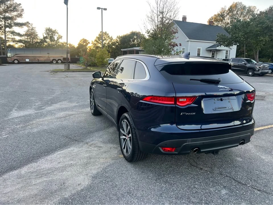 2019 Jaguar F-Pace - Image 2 of 13