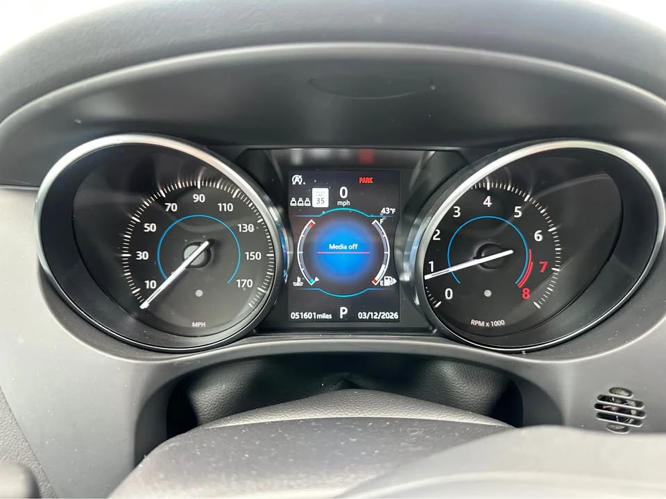 2019 Jaguar F-Pace - Image 10 of 12