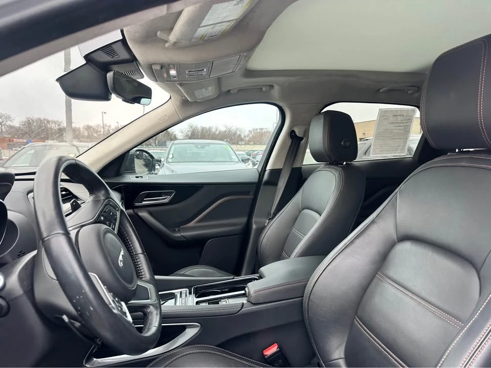 2019 Jaguar F-Pace - Image 8 of 12