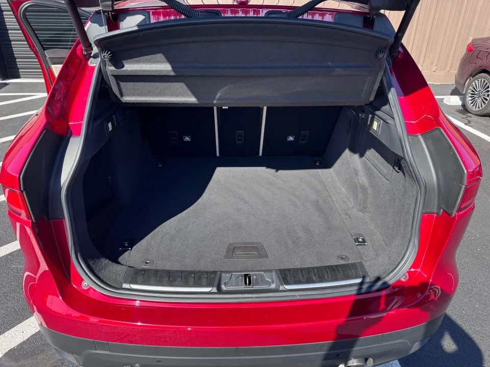 2019 Jaguar F-Pace - Image 5 of 6