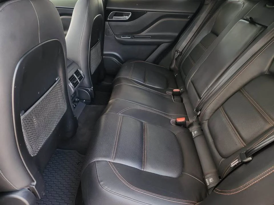 2019 Jaguar F-Pace - Image 14 of 19