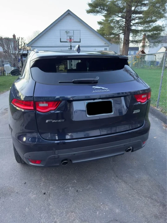 2019 Jaguar F-Pace - Image 4 of 18