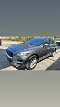 2019 Jaguar F-PACE 25t Prestige Sport Utility 4D