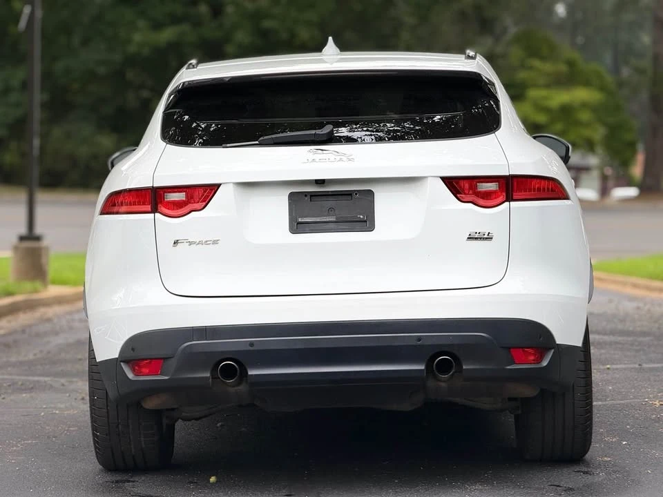 2019 Jaguar F-Pace - Image 6 of 14