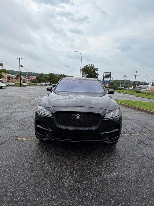 2019 Jaguar F-Pace SVR - Image 8 of 15