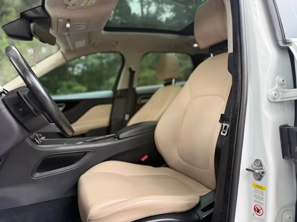 2019 Jaguar F-Pace - Image 12 of 14