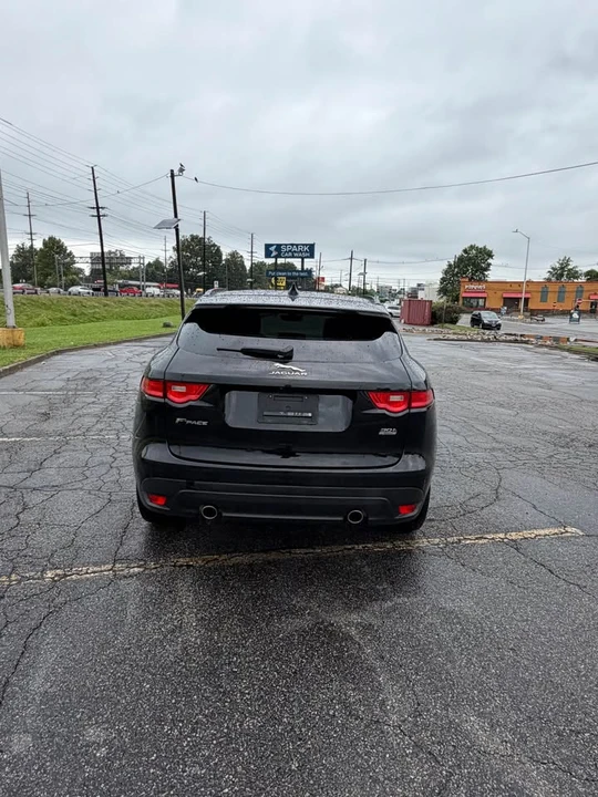 2019 Jaguar F-Pace SVR - Image 4 of 15
