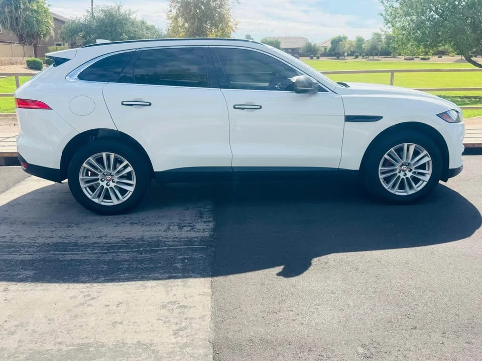 2019 Jaguar F-Pace - Image 6 of 11