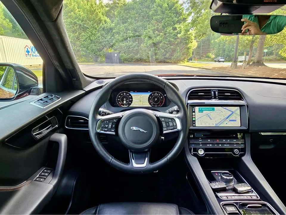2019 Jaguar F-Pace - Image 7 of 20
