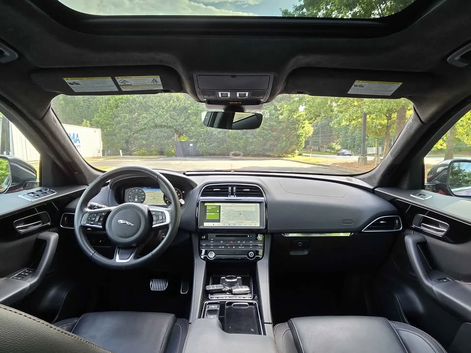 2019 Jaguar F-Pace - Image 13 of 20