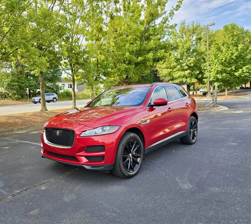 2019 Jaguar F-Pace - Image 15 of 20