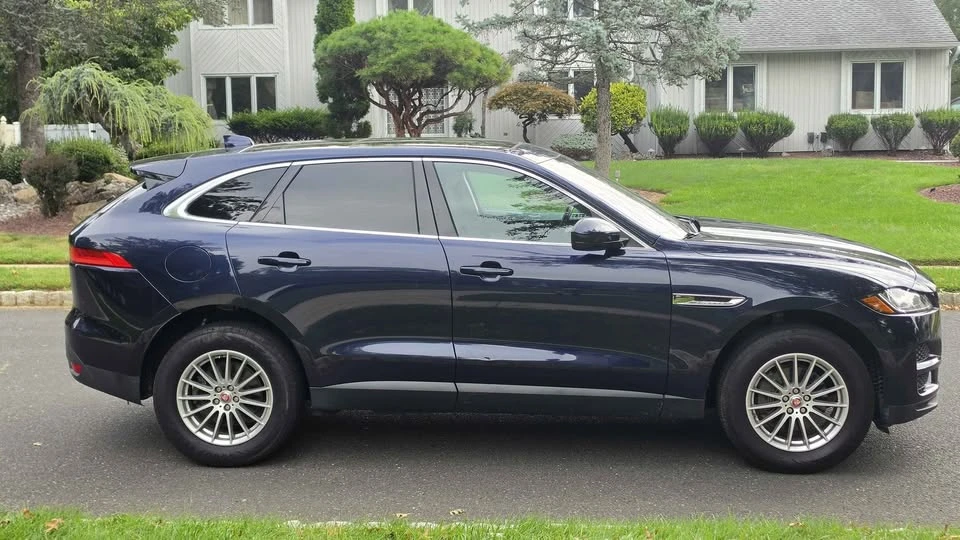 2019 Jaguar F-Pace - Image 4 of 18