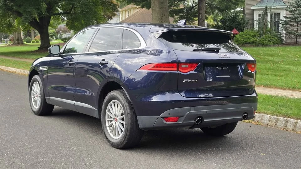 2019 Jaguar F-Pace - Image 7 of 18