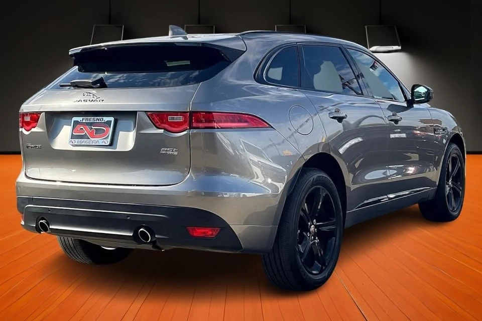 2019 Jaguar - Image 12 of 20