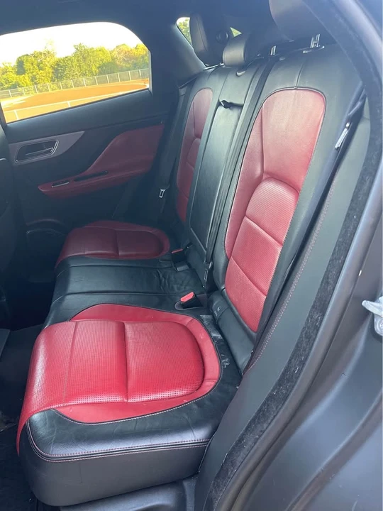 2019 Jaguar F-Pace - Image 10 of 20