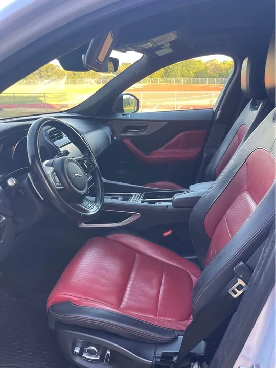 2019 Jaguar F-Pace - Image 12 of 20