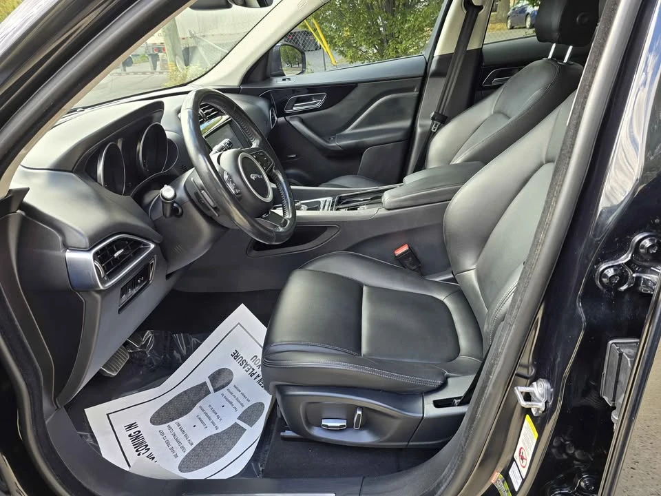 2019 Jaguar F-Pace - Image 14 of 20