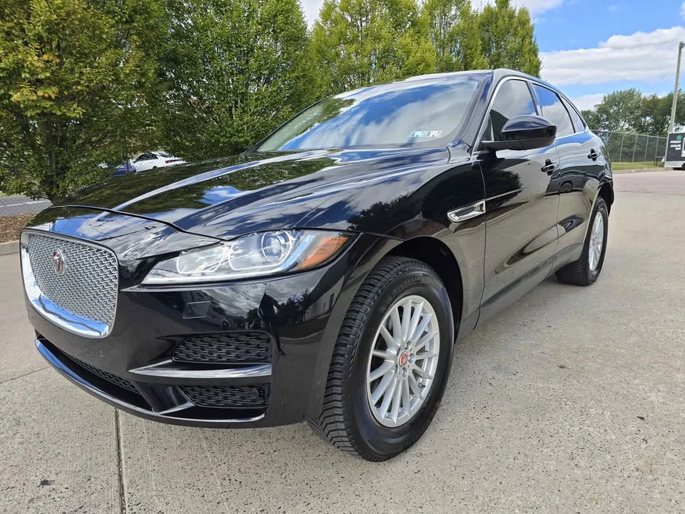 2019 Jaguar F-Pace - Image 9 of 20