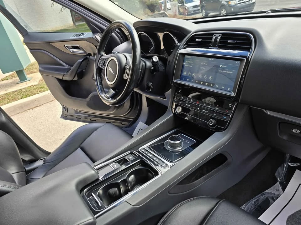 2019 Jaguar F-Pace - Image 19 of 20