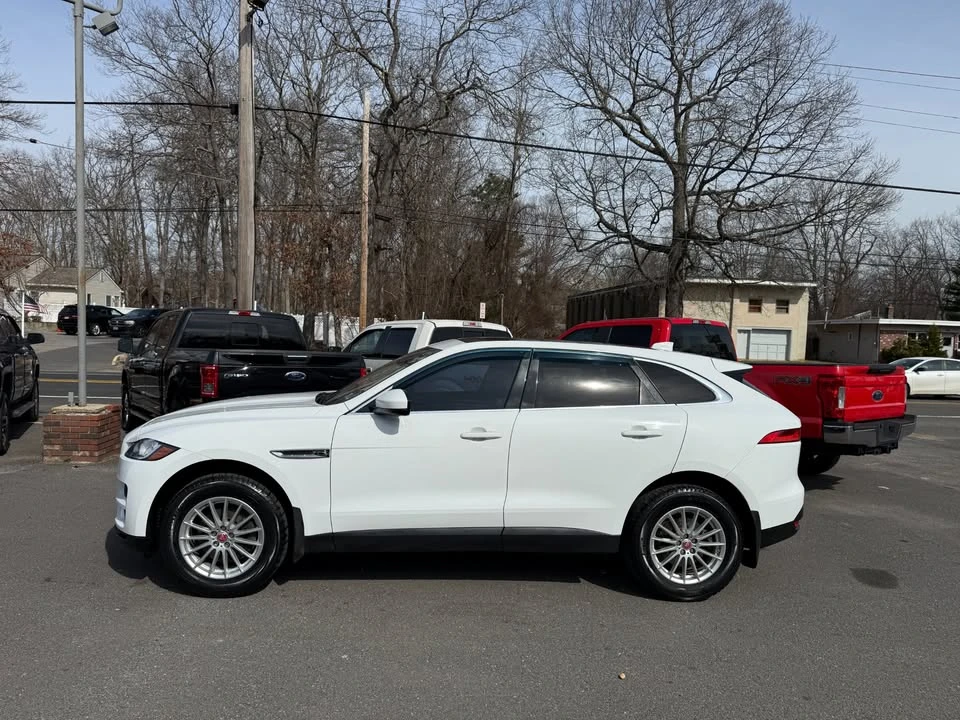 2019 Jaguar F-Pace - Image 2 of 20