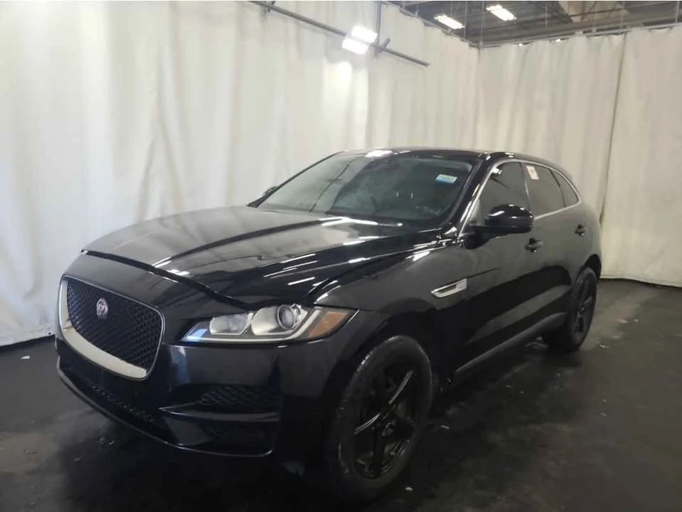 2019 Jaguar F-Pace - Image 2 of 12