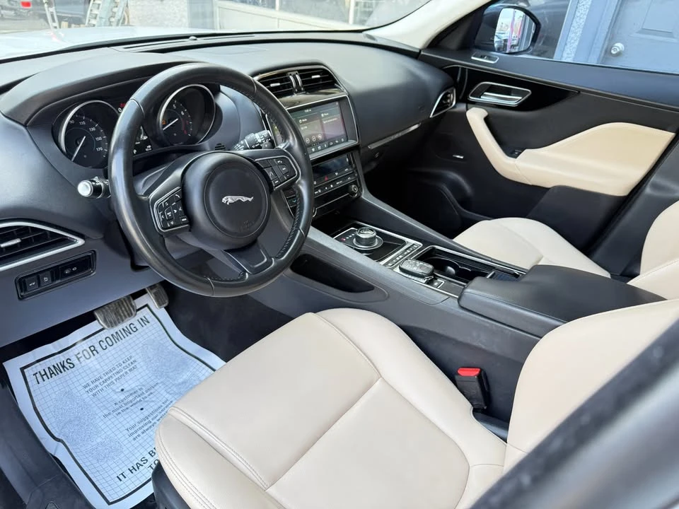2019 Jaguar F-Pace - Image 13 of 20