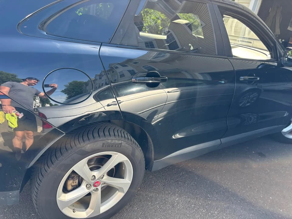 2019 Jaguar F-Pace - Image 4 of 17