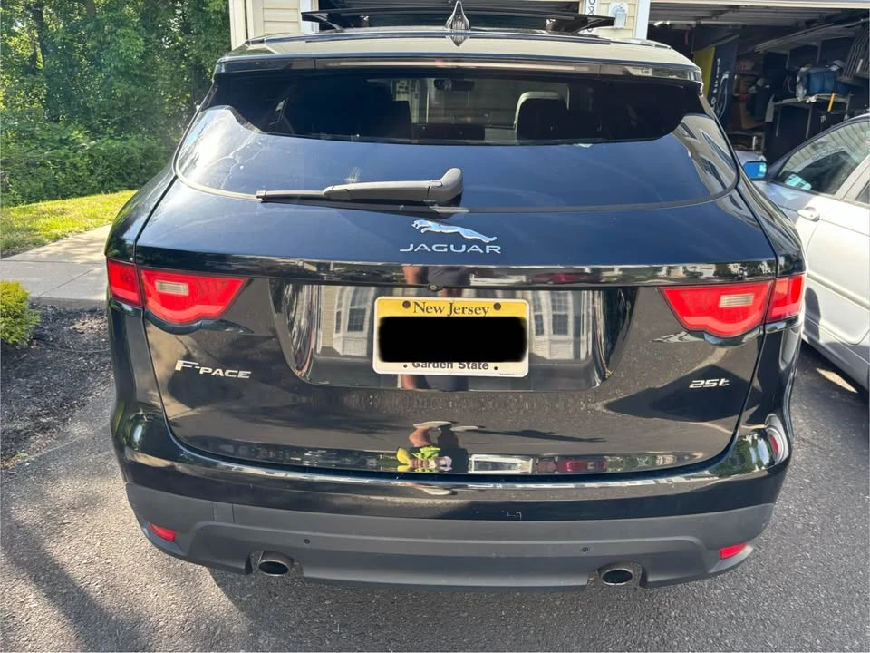 2019 Jaguar F-Pace - Image 6 of 17