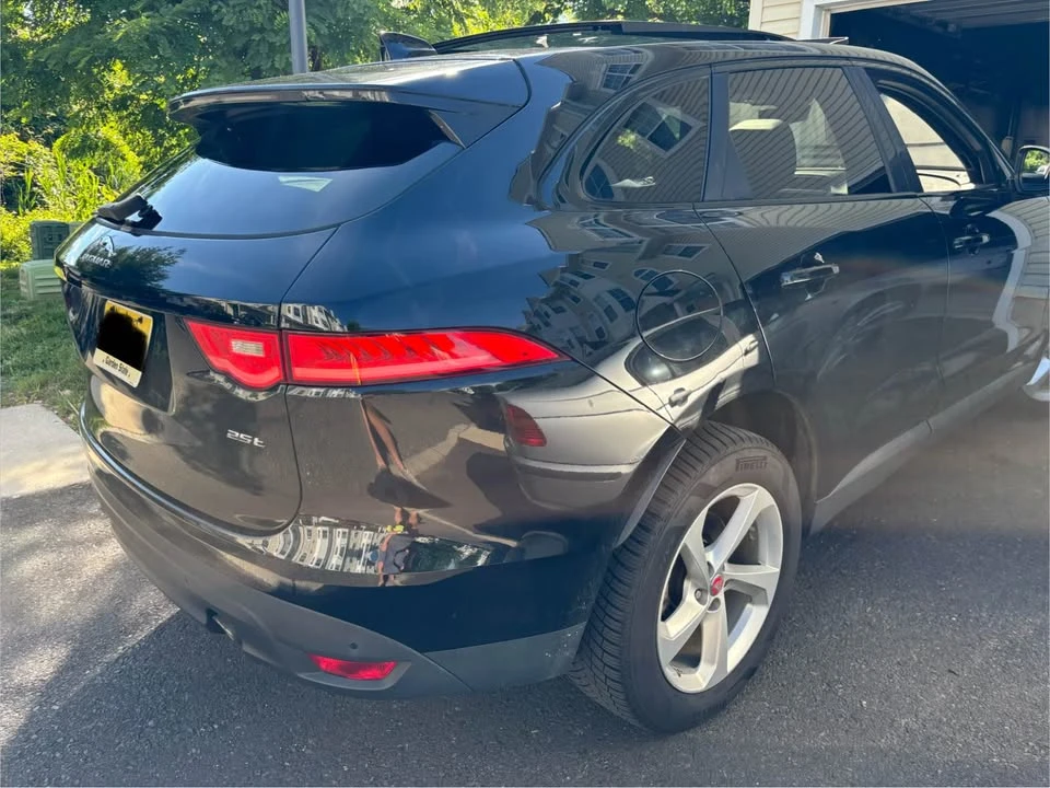 2019 Jaguar F-Pace - Image 7 of 17