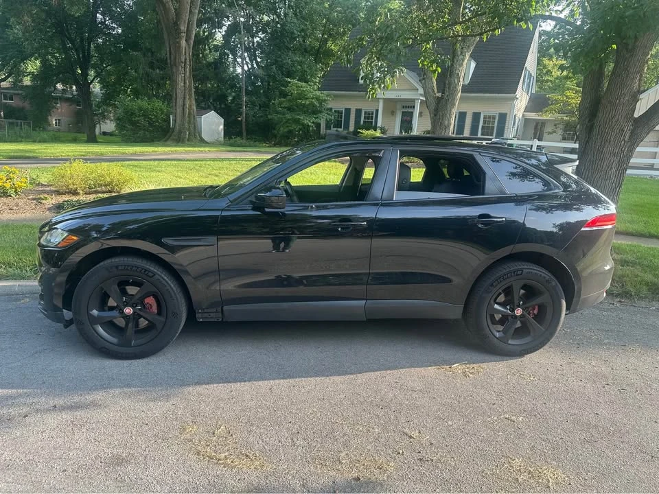 2019 Jaguar F-Pace - Image 7 of 7