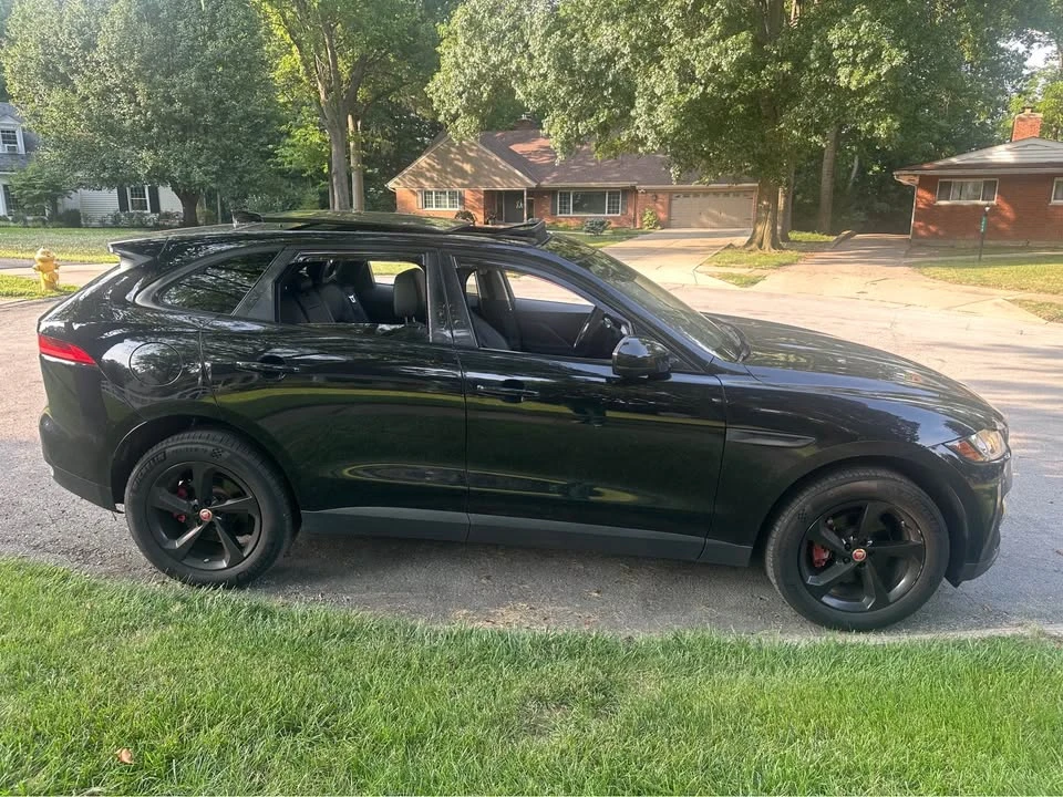 2019 Jaguar F-Pace - Image 5 of 7