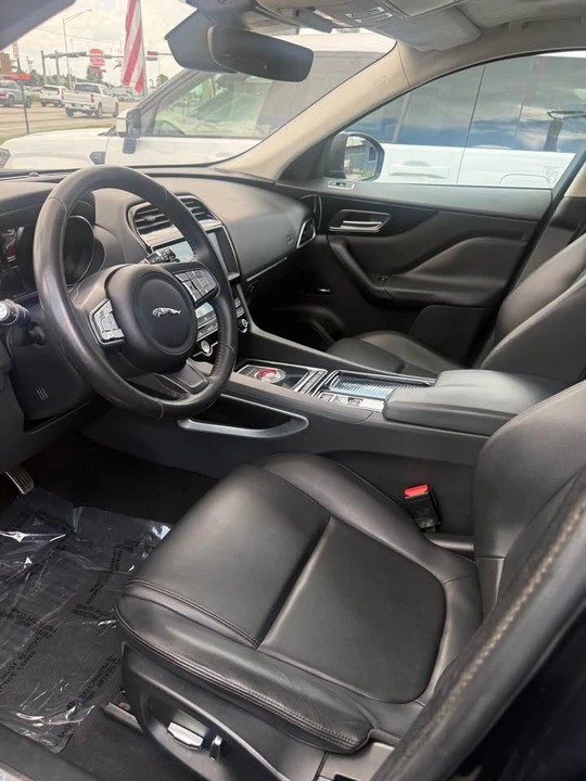 2019 Jaguar F-Pace - Image 11 of 13