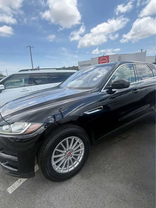 2019 Jaguar F-Pace - Image 5 of 13