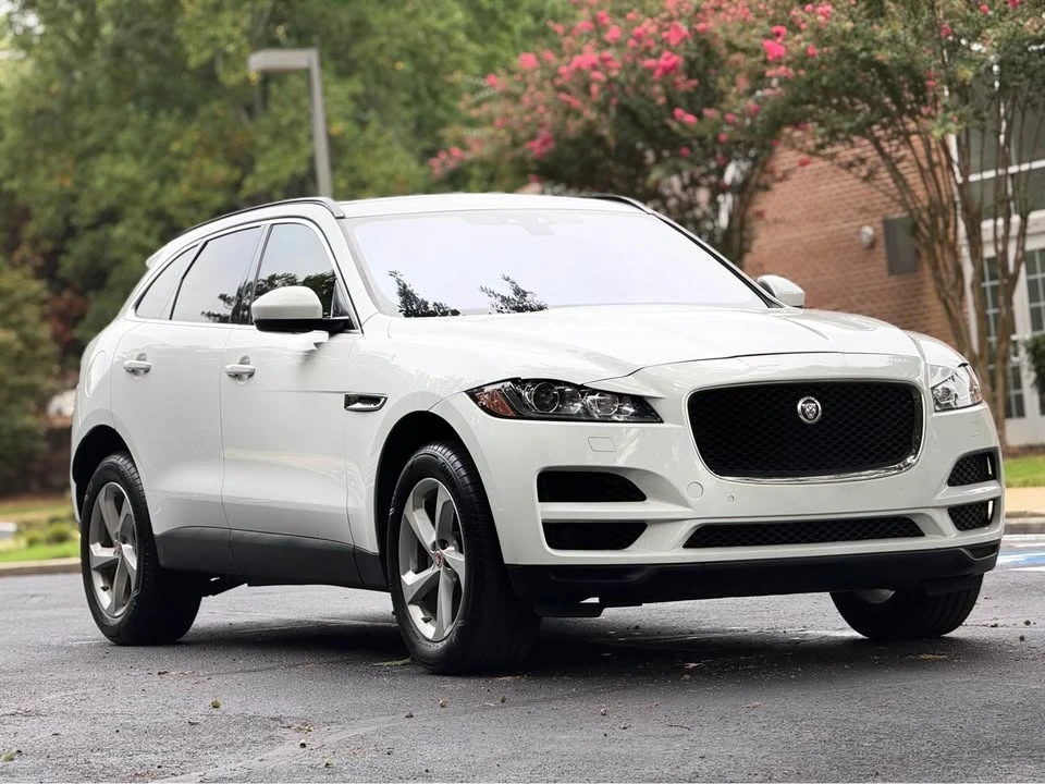2019 Jaguar F-Pace - Image 3 of 13