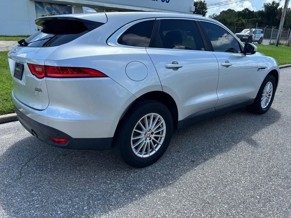 2019 Jaguar F-Pace - Image 4 of 8