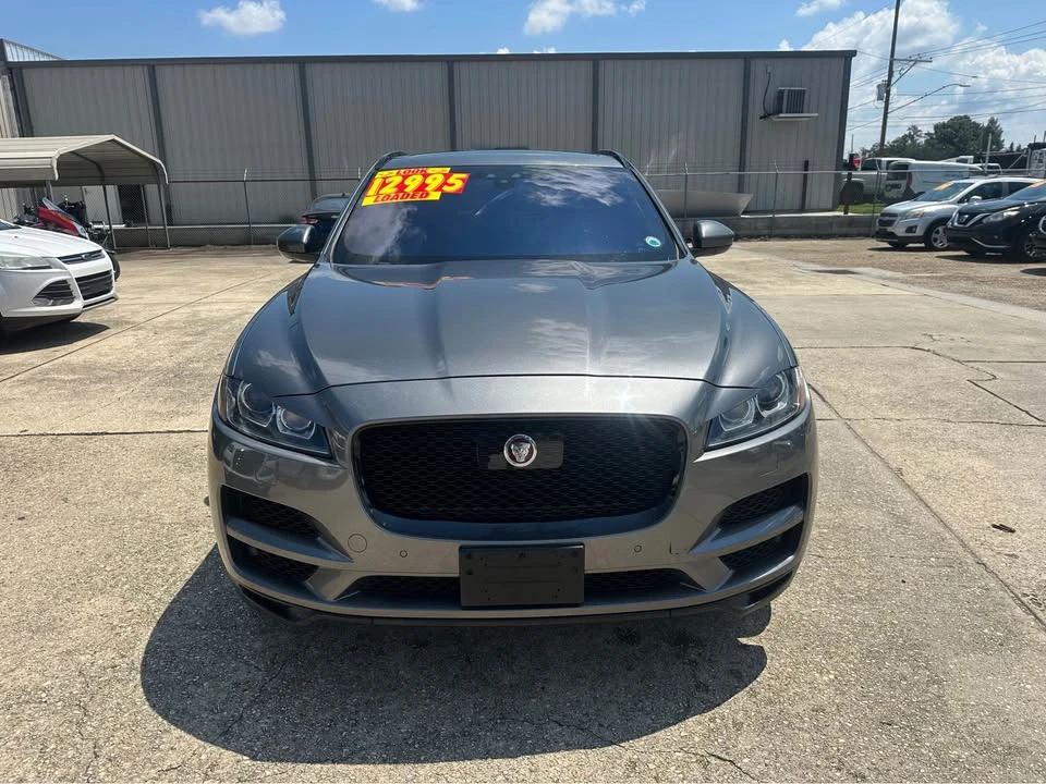 2019 Jaguar F-Pace - Image 2 of 9