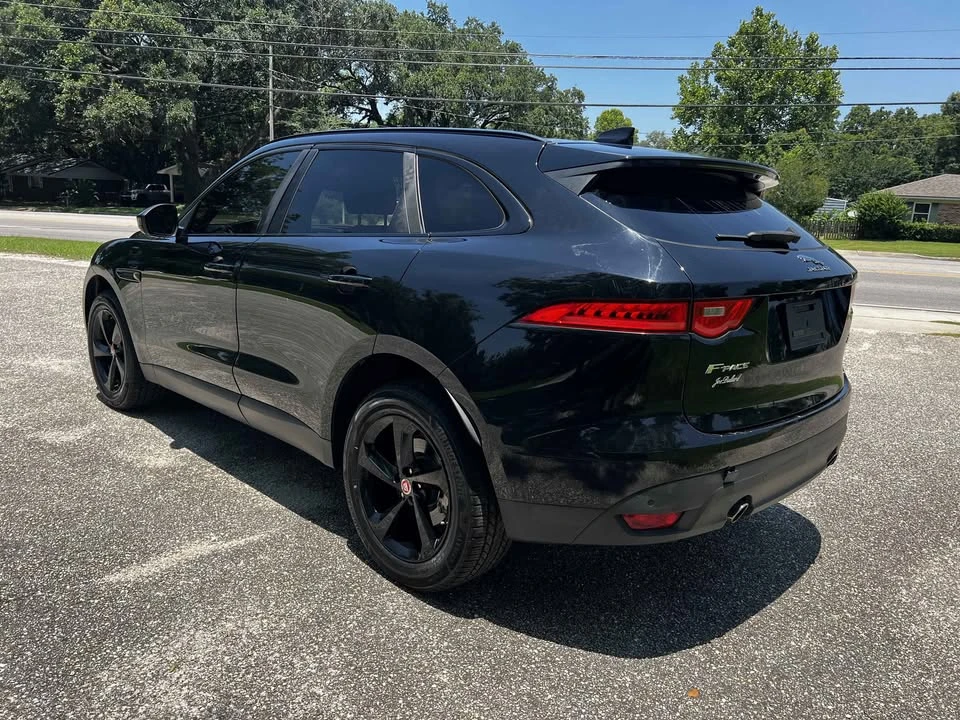 2019 Jaguar F-Pace - Image 2 of 13